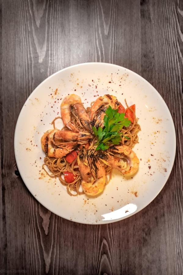 Sunset Inn مونروفيا المظهر الخارجي الصورة